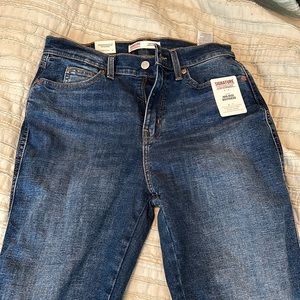 Women’s jeans